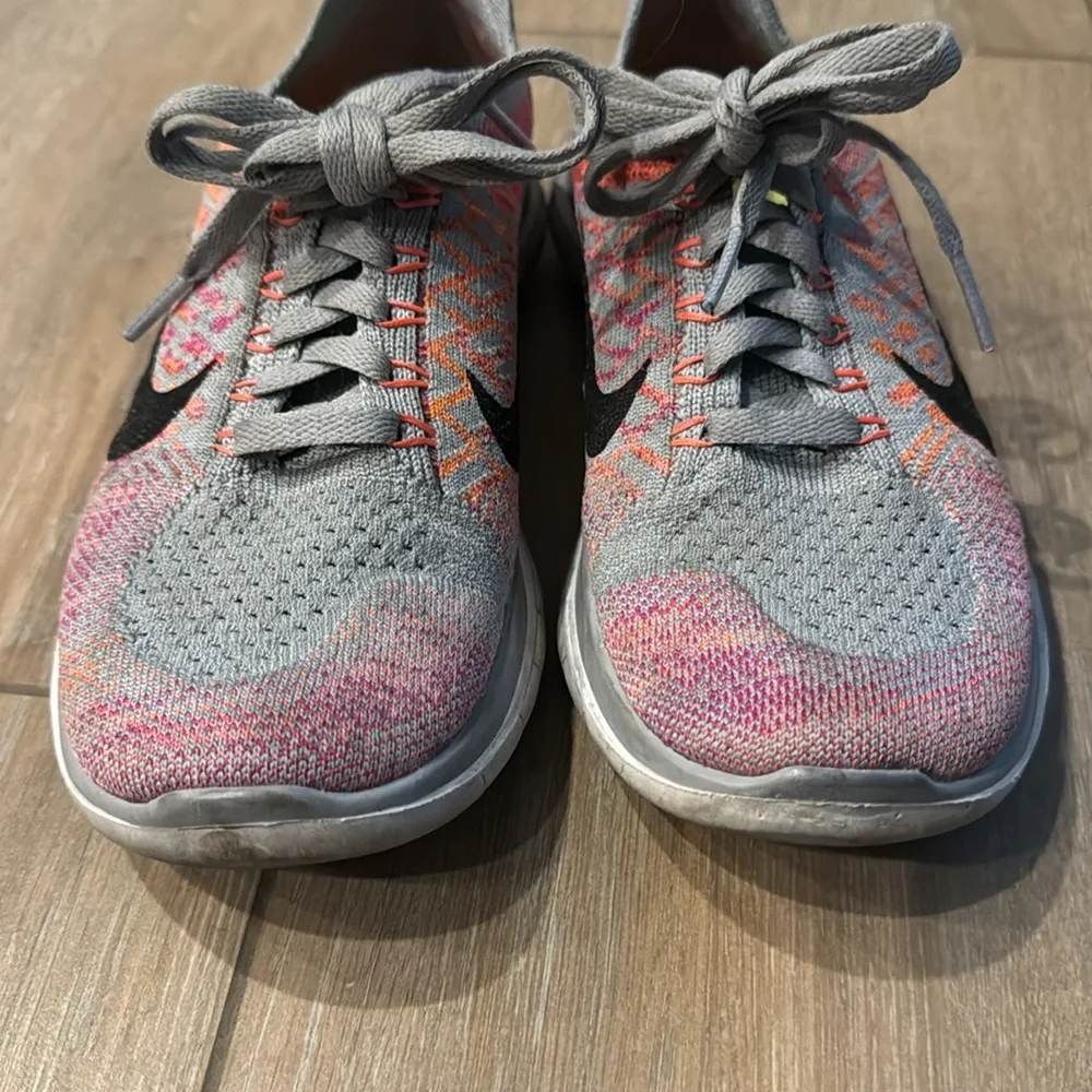 Women’s Nike free 4.0 Running Shoes - Picture 8 of 8